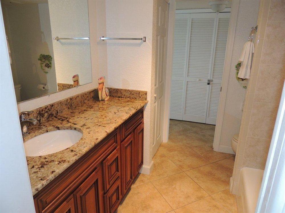 Westwinds Waterfront Resort St. Pete Beach Eksteriør bilde