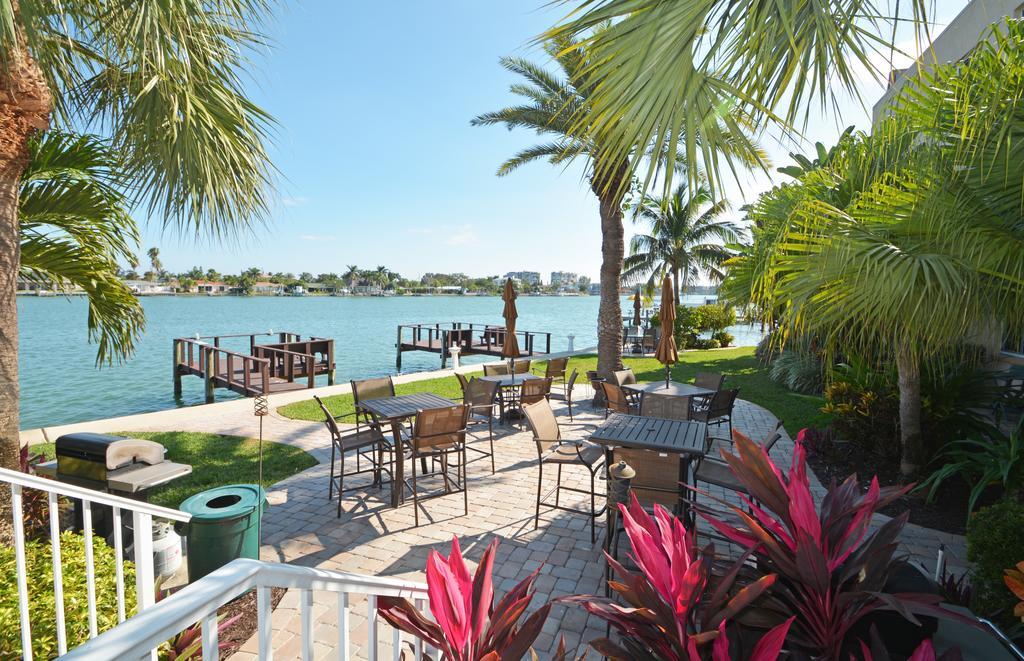 Westwinds Waterfront Resort St. Pete Beach Eksteriør bilde